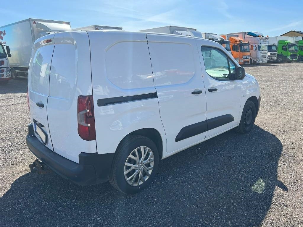 Citroën Berlingo serie 5445 - Furgão compacto: foto 3 Citroën Berlingo serie 5445 - Furgão compacto: foto 3