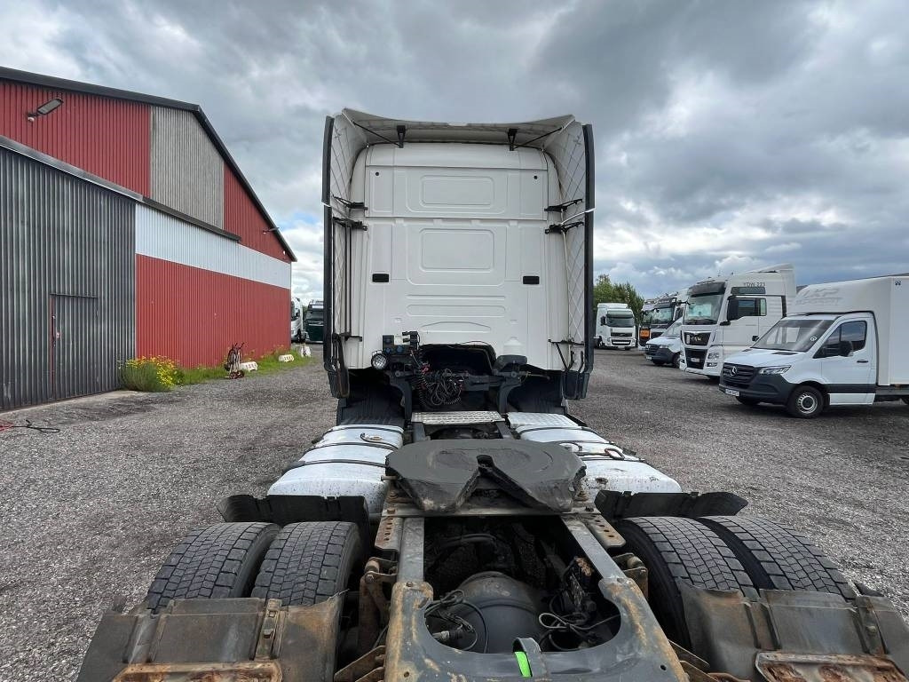 Scania R 400 SERIE NR 3647 - Tractor: foto 4 Scania R 400 SERIE NR 3647 - Tractor: foto 4
