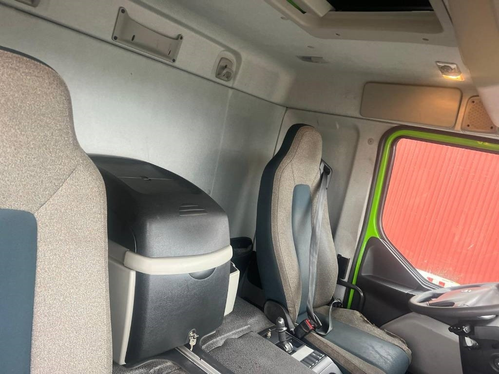 Volvo FE 320 6x2 serie 5143 Euro 6 - Camião frigorífico: foto 5 Volvo FE 320 6x2 serie 5143 Euro 6 - Camião frigorífico: foto 5