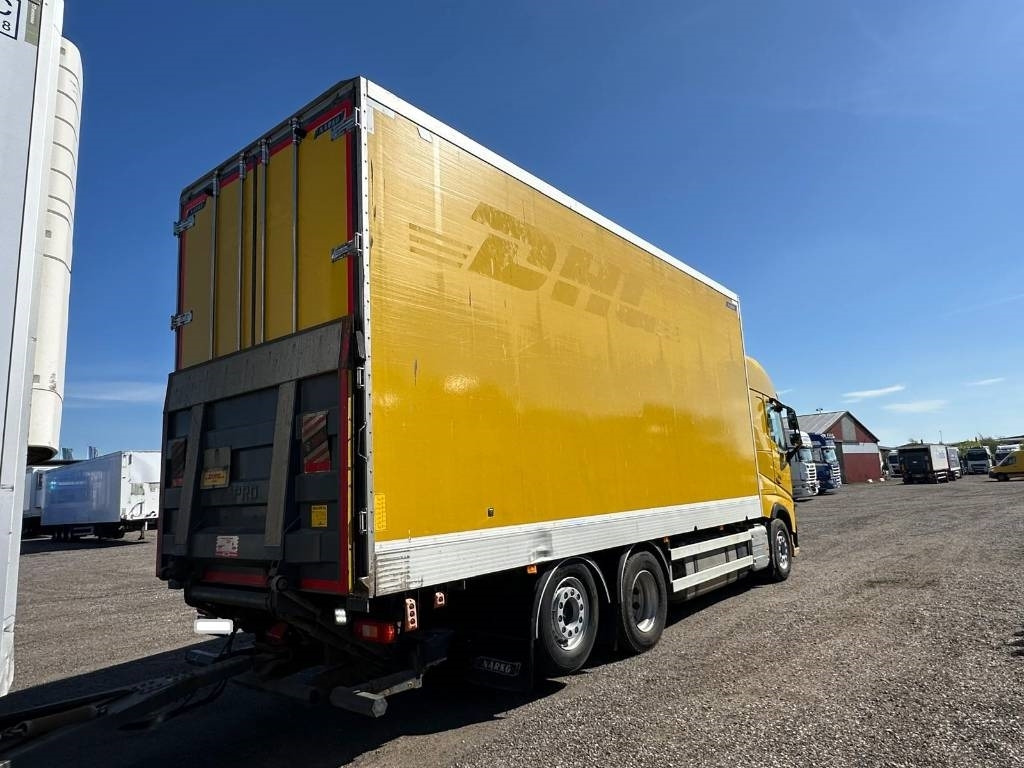Volvo FH 6*2 serie 1167 - Camião furgão: foto 2 Volvo FH 6*2 serie 1167 - Camião furgão: foto 2