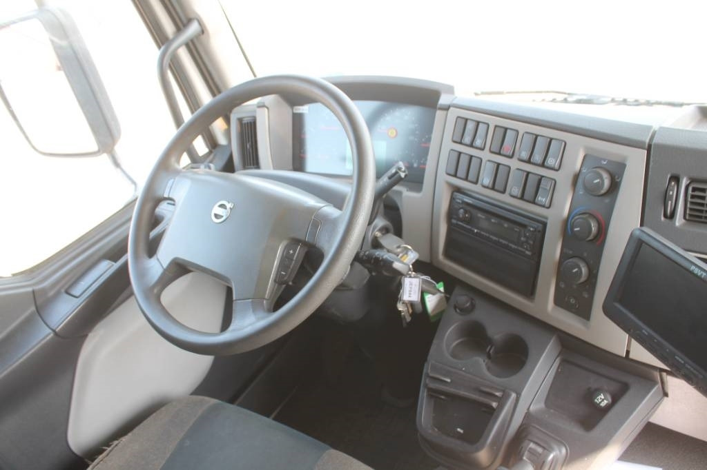 Volvo FL250 4x2 Serie 4536 Euro 6 - Camião chassi: foto 5 Volvo FL250 4x2 Serie 4536 Euro 6 - Camião chassi: foto 5