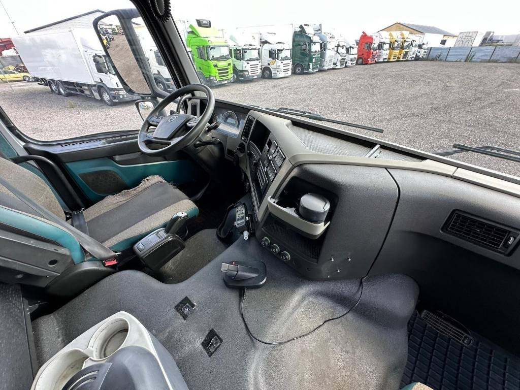 Volvo FM 6*2 370 serie 8607 - Camião betoneira: foto 5 Volvo FM 6*2 370 serie 8607 - Camião betoneira: foto 5