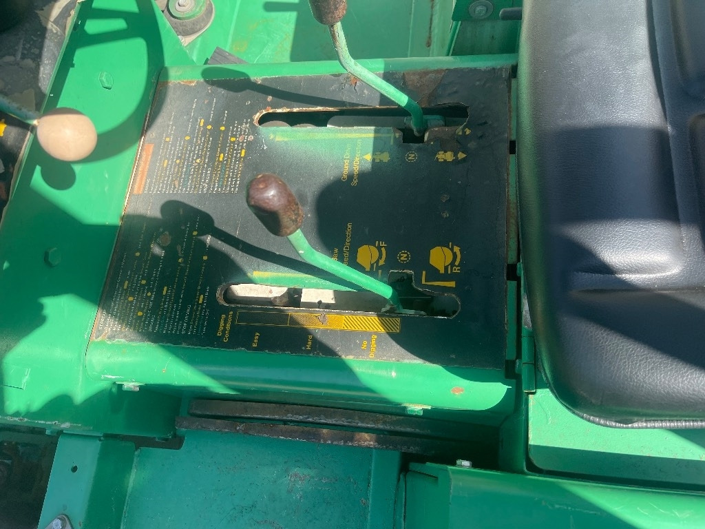 Ditch Witch 3500 DD - Colocadora de tubagem: foto 5 Ditch Witch 3500 DD - Colocadora de tubagem: foto 5