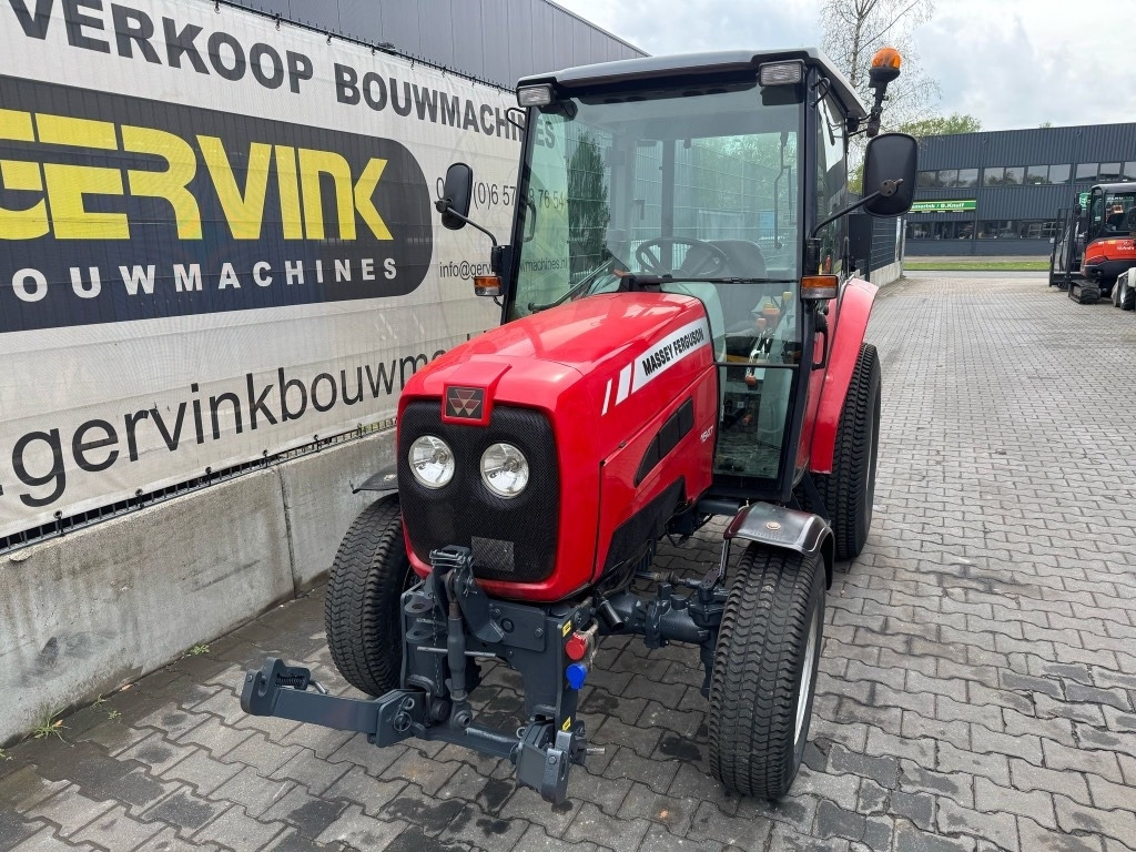 Massey Ferguson 1547 - Trator: foto 2 Massey Ferguson 1547 - Trator: foto 2