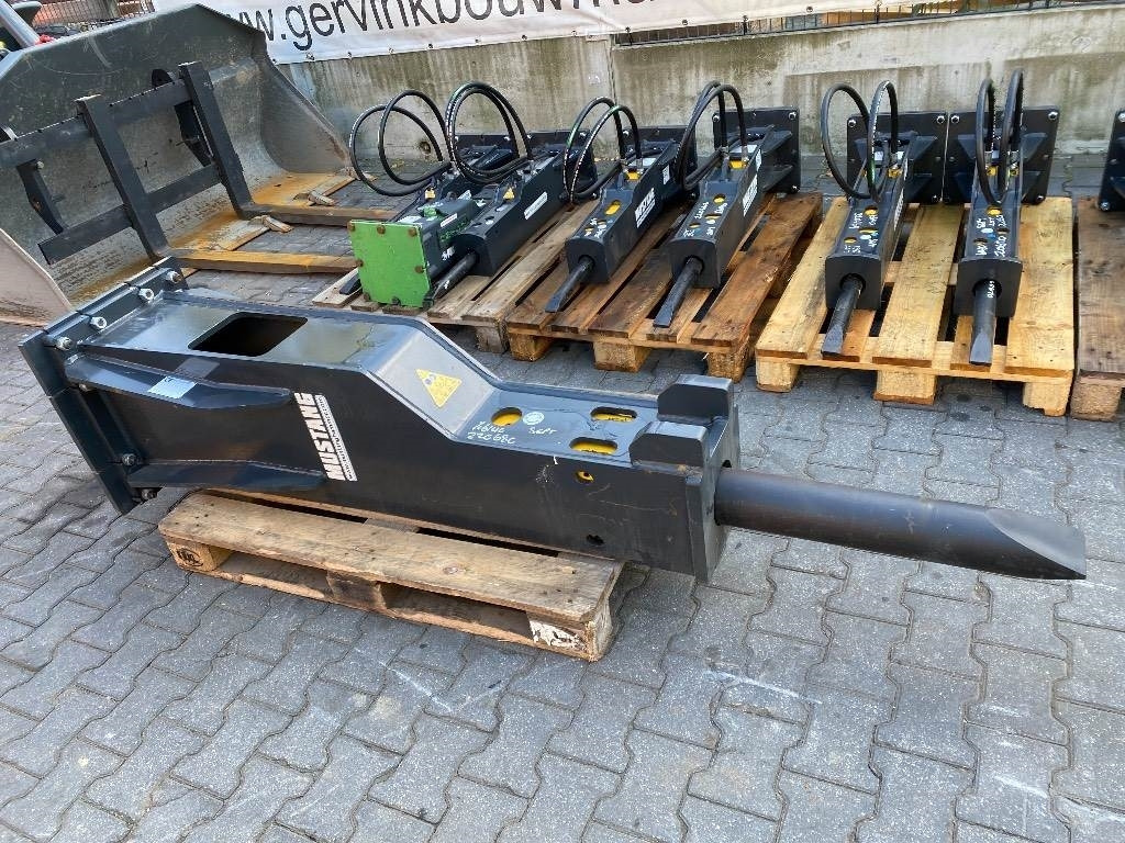 Martelo hidráulico para Máquina de construção Mustang HM: foto 18 Martelo hidráulico para Máquina de construção Mustang HM: foto 18