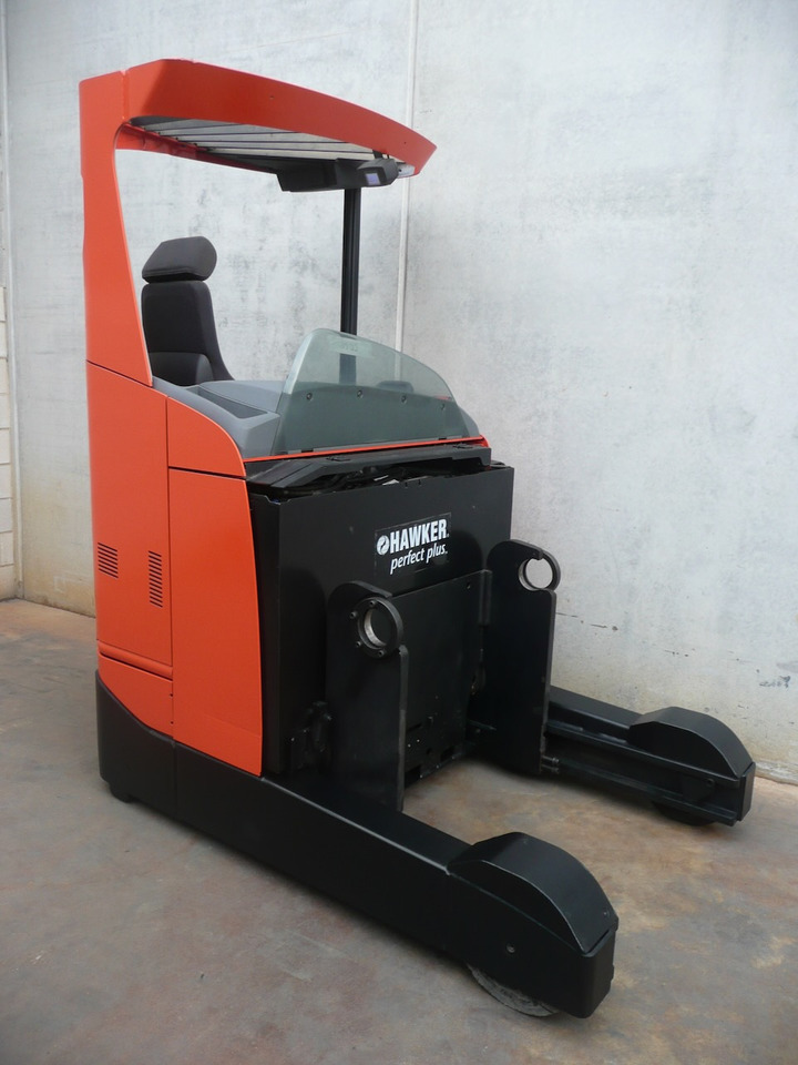 BT RRE 200 E - Empilhador retráctil: foto 1 BT RRE 200 E - Empilhador retráctil: foto 1
