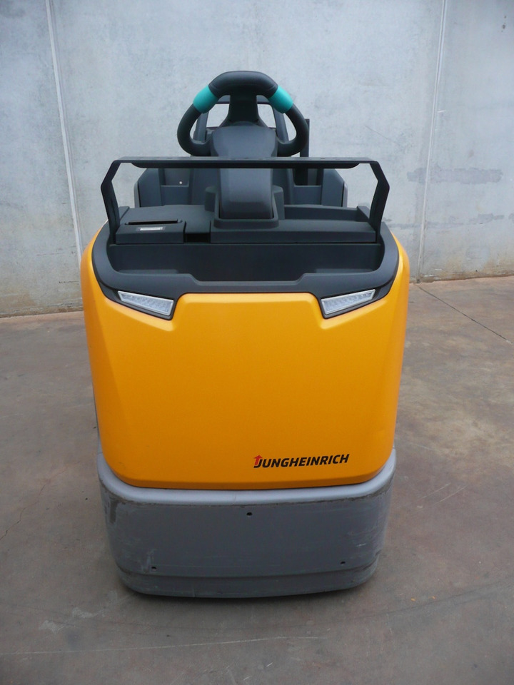 Jungheinrich ECE 220 1250x540mm - Order-picker: foto 5 Jungheinrich ECE 220 1250x540mm - Order-picker: foto 5