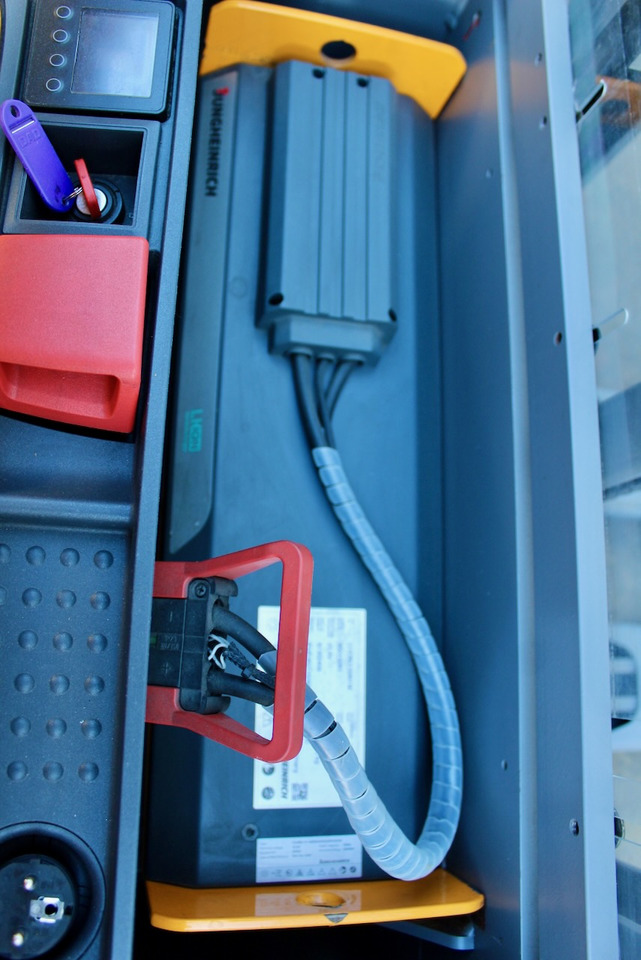 Stacker Jungheinrich EJC 212 320 ZT LI-ION: foto 6 Stacker Jungheinrich EJC 212 320 ZT LI-ION: foto 6