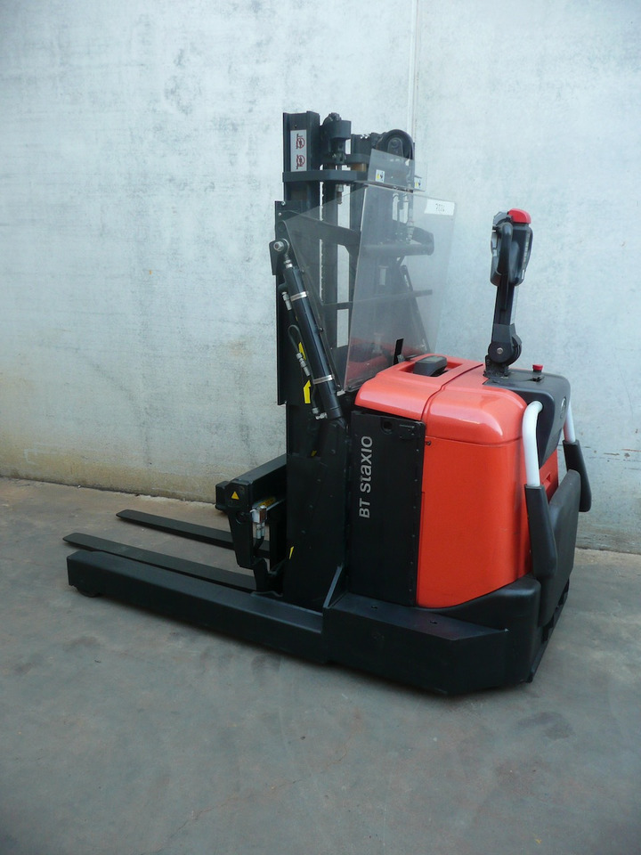 Toyota SPE 120 XR - Stacker: foto 3 Toyota SPE 120 XR - Stacker: foto 3