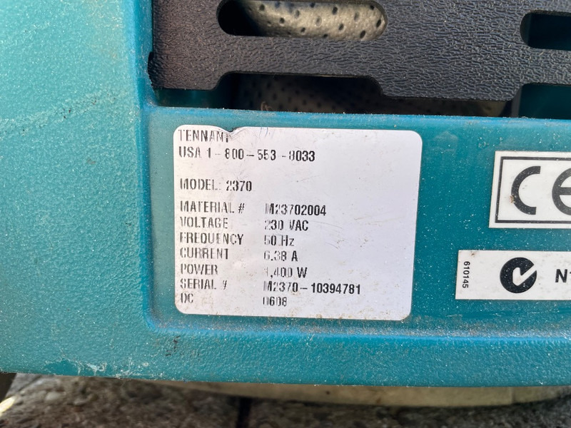 TENNANT 2370 - Varredora urbana: foto 3 TENNANT 2370 - Varredora urbana: foto 3