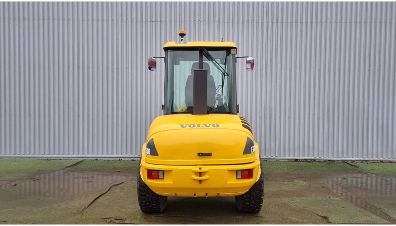 Volvo L30 B, Hjullastare - Pá carregadora de rodas: foto 4 Volvo L30 B, Hjullastare - Pá carregadora de rodas: foto 4