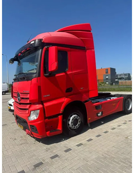 Mercedes-Benz Actros 1836 Euro 6 tractor head MOT Tuv 01-2026 - Tractor: foto 1 Mercedes-Benz Actros 1836 Euro 6 tractor head MOT Tuv 01-2026 - Tractor: foto 1