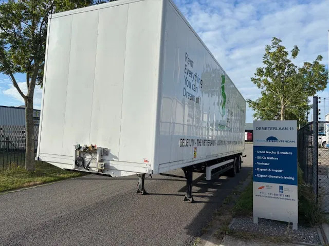 Verem 2 axle trailer Closed Box curtain slider MOT 01-2026 - Semi-reboque furgão: foto 1 Verem 2 axle trailer Closed Box curtain slider MOT 01-2026 - Semi-reboque furgão: foto 1