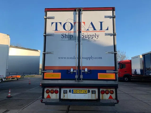 Vogelzang Closed box insulated lift axle MOT 06-2026 TOP Condition - Semi-reboque furgão: foto 5 Vogelzang Closed box insulated lift axle MOT 06-2026 TOP Condition - Semi-reboque furgão: foto 5