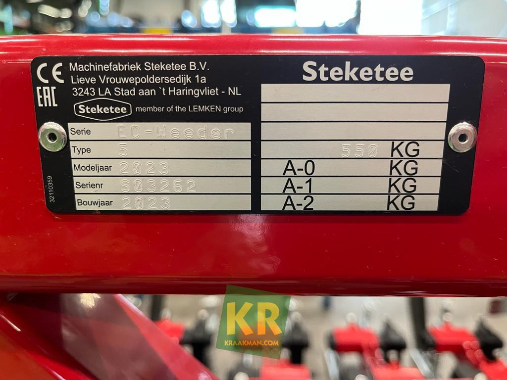 2250 Steketee - Maquina para lavrar a terra: foto 5 2250 Steketee - Maquina para lavrar a terra: foto 5