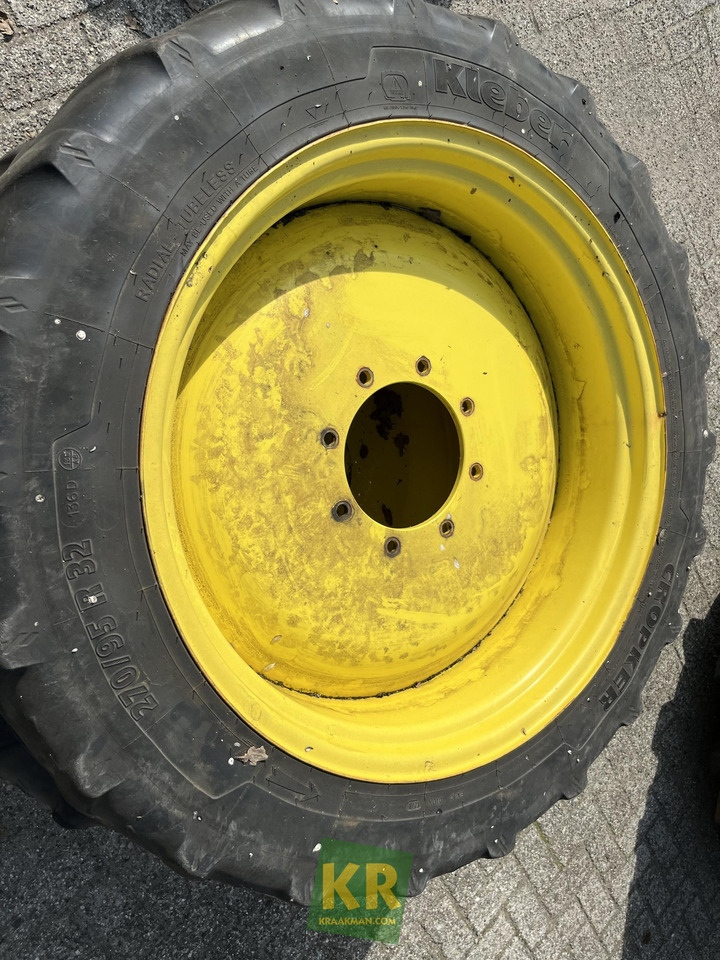 270/95R32 Cropker Kleber - Roda completa para Máquina agrícola: foto 1 270/95R32 Cropker Kleber - Roda completa para Máquina agrícola: foto 1