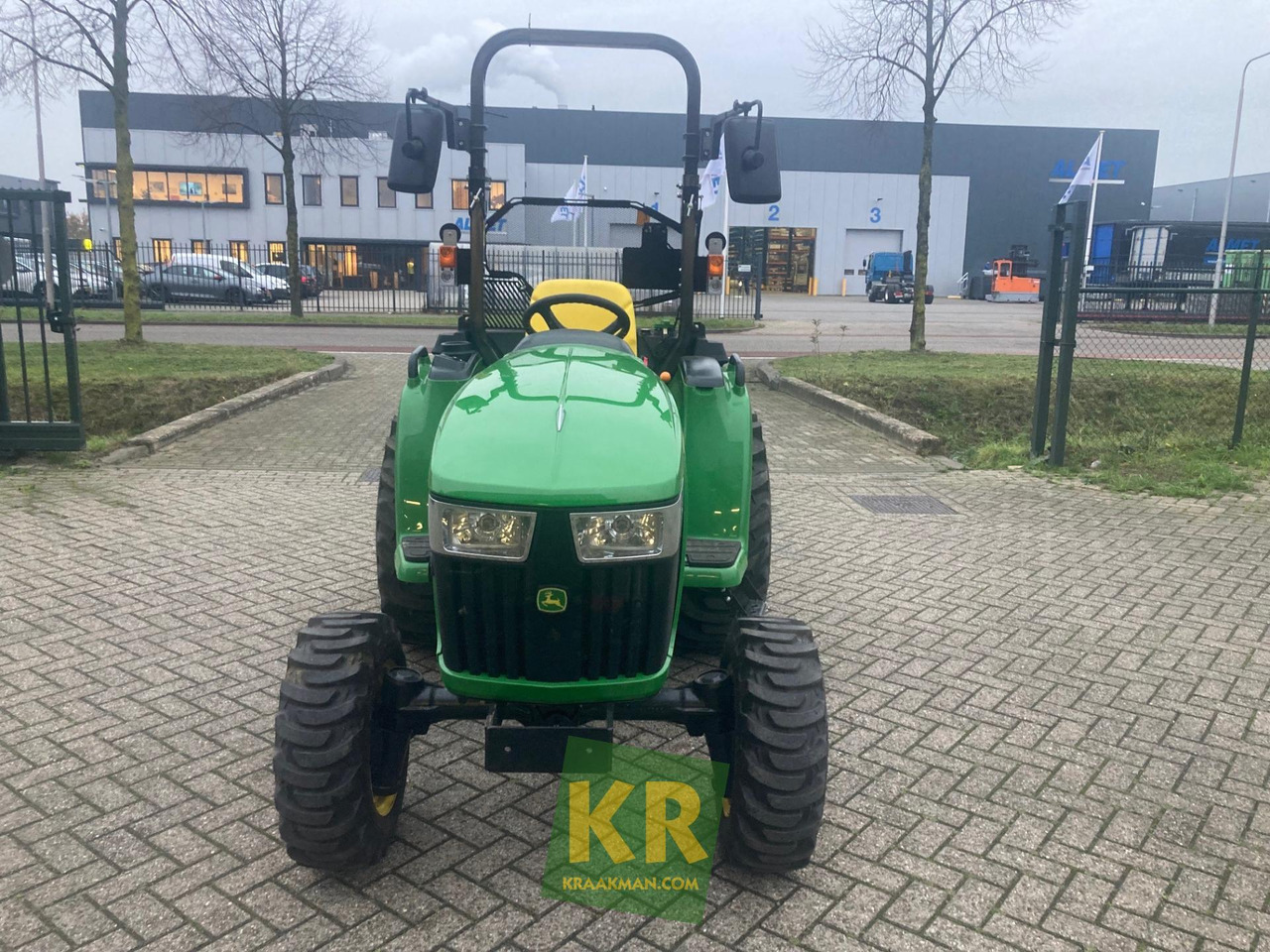 3038E John Deere - Mini trator: foto 3 3038E John Deere - Mini trator: foto 3