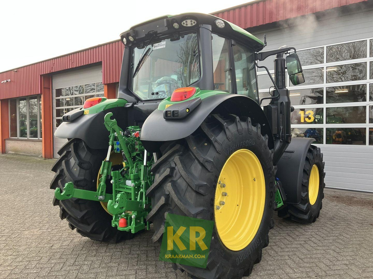 6120M John Deere - Trator: foto 3 6120M John Deere - Trator: foto 3