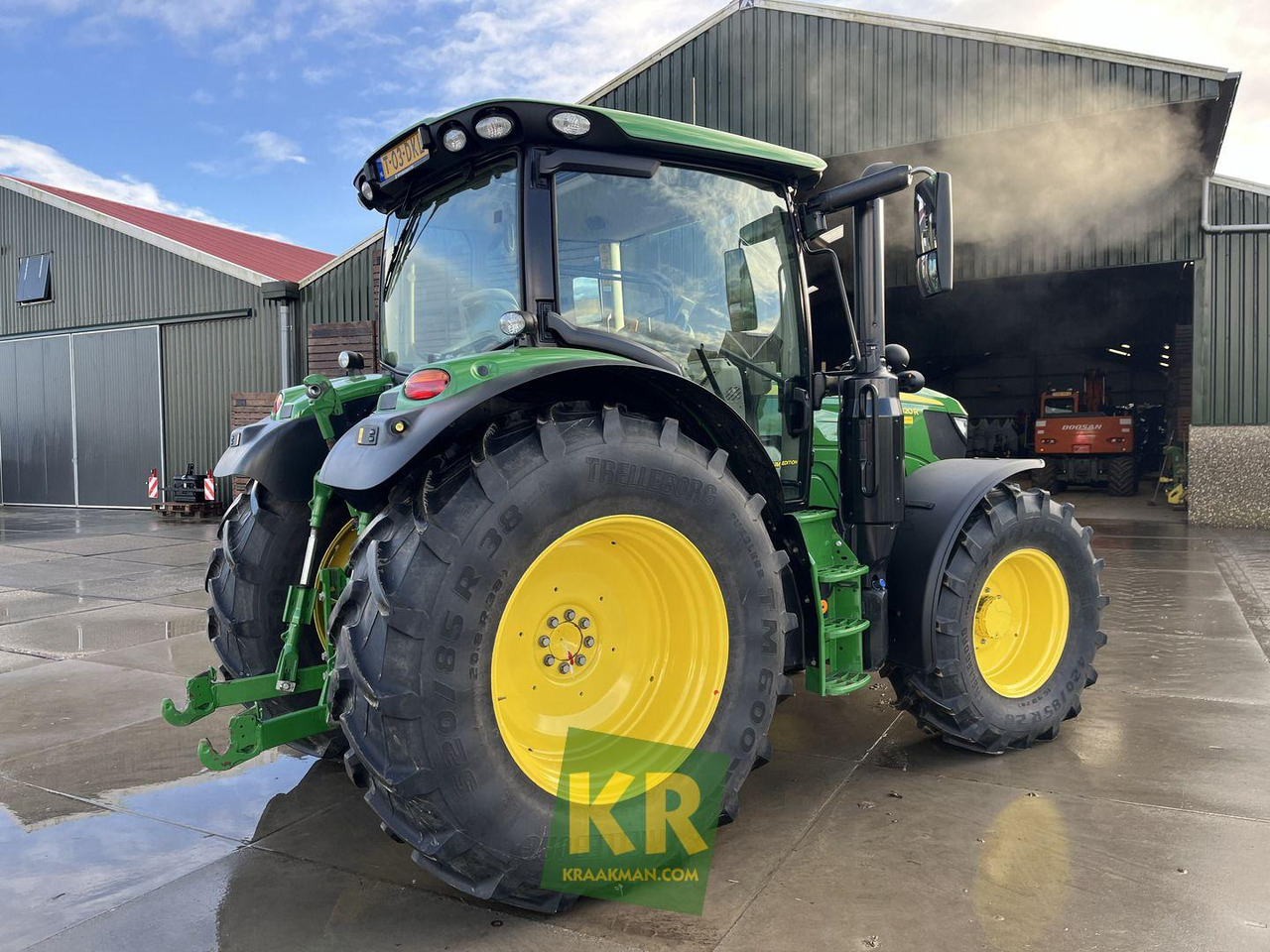 6120R John Deere - Trator: foto 4 6120R John Deere - Trator: foto 4