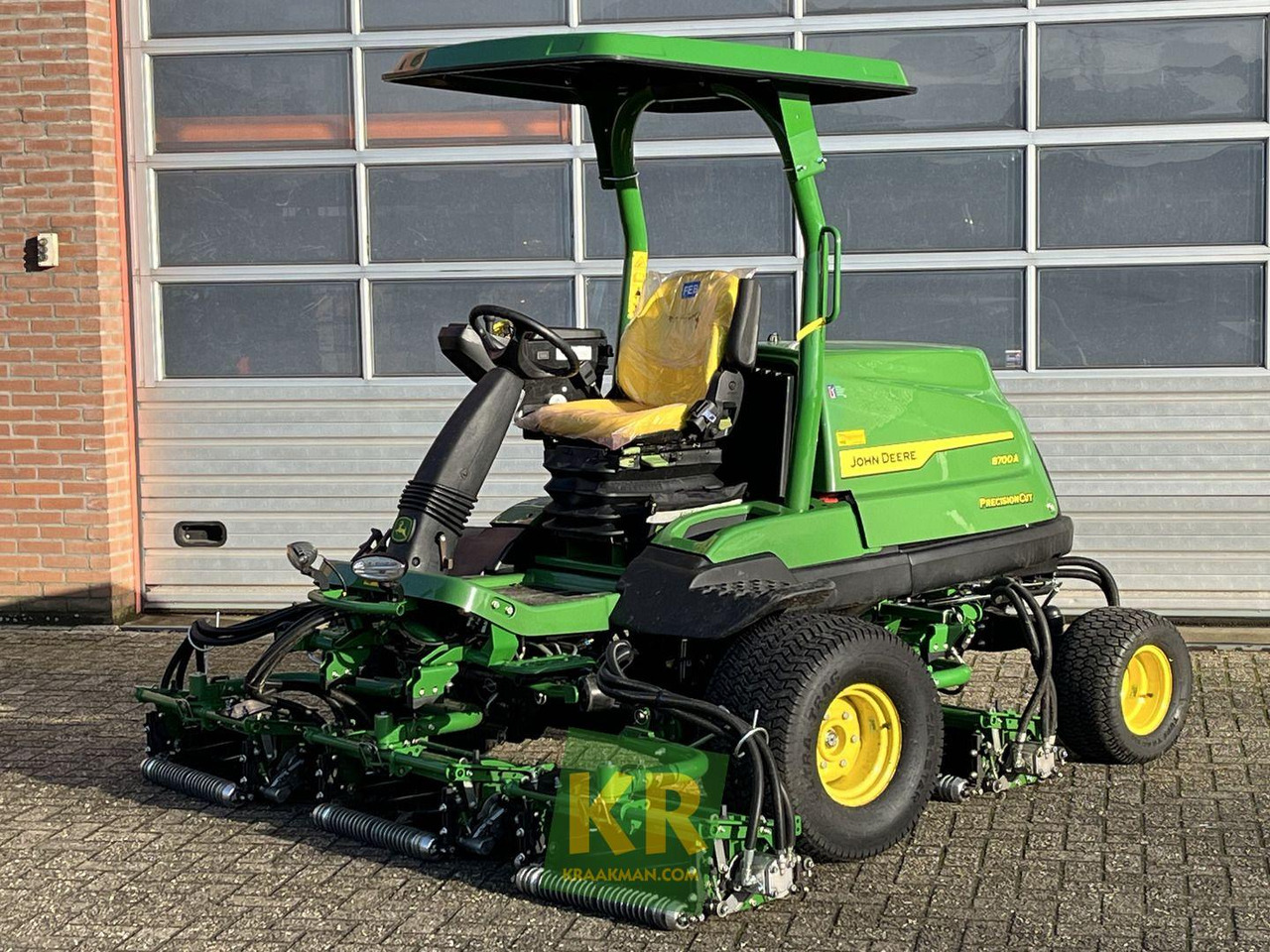 8700A John Deere - Cortador de grama: foto 1 8700A John Deere - Cortador de grama: foto 1