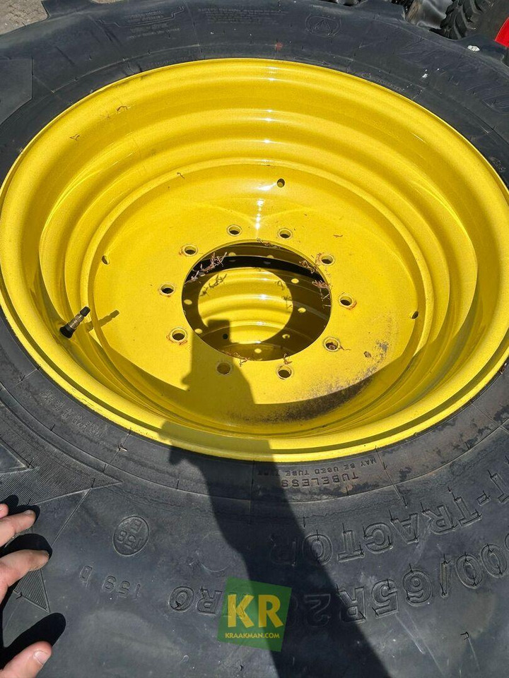 Bridgestone Banden Bridgestone - Roda completa para Máquina agrícola: foto 1 Bridgestone Banden Bridgestone - Roda completa para Máquina agrícola: foto 1