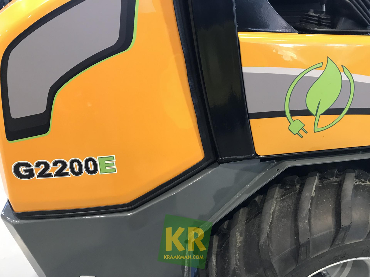 G2200E Giant - Carregadora articulada: foto 4 G2200E Giant - Carregadora articulada: foto 4