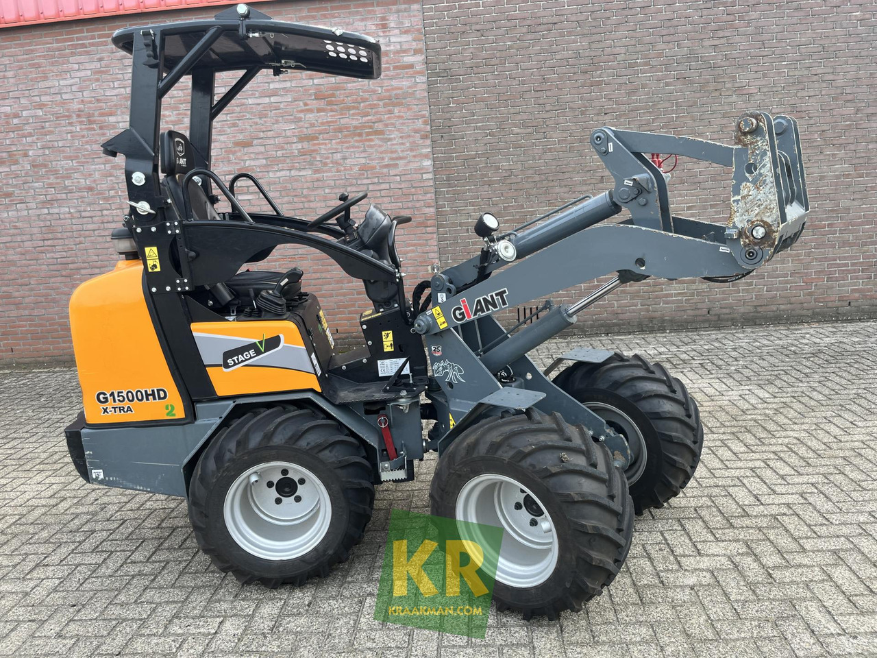 Giant G1500 - Carregadora articulada: foto 1 Giant G1500 - Carregadora articulada: foto 1