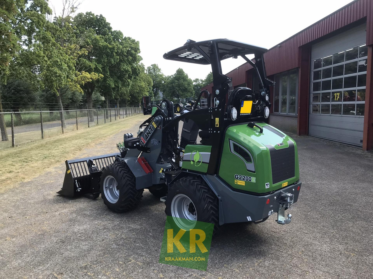 Giant G2200E - Carregadora articulada: foto 4 Giant G2200E - Carregadora articulada: foto 4