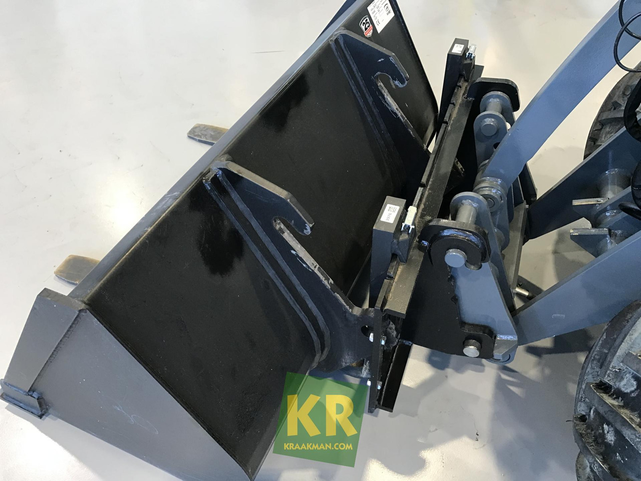 Carregadora articulada novo Giant G2200E: foto 6