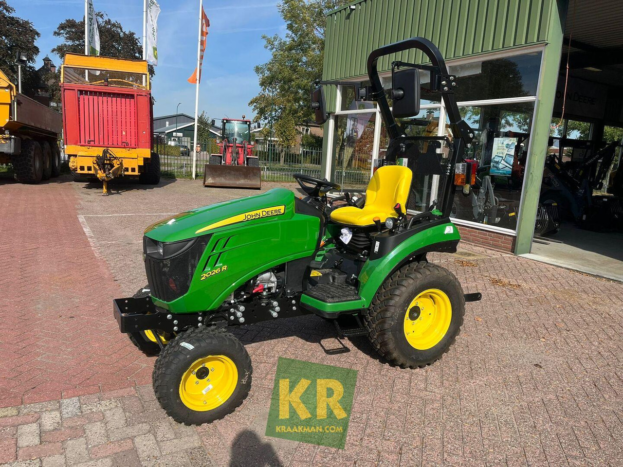 John Deere 2026R  - Mini trator: foto 1 John Deere 2026R  - Mini trator: foto 1
