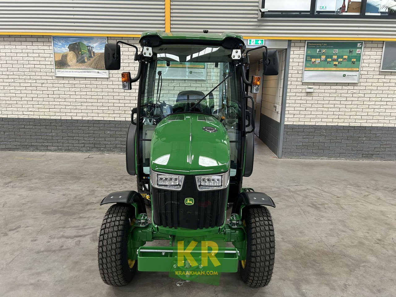 John Deere 3046R - Mini trator: foto 3 John Deere 3046R - Mini trator: foto 3
