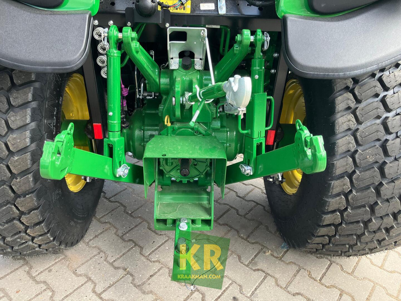 Mini trator novo John Deere 4066R: foto 9