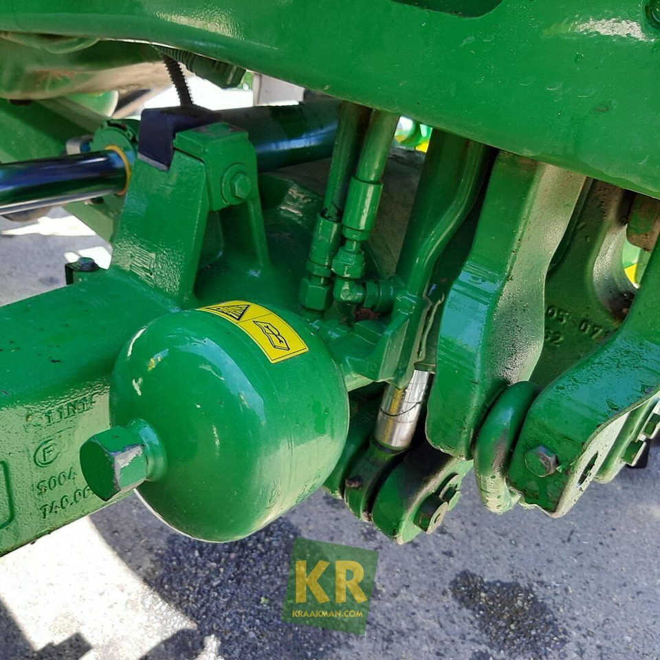 John Deere 6110R - Trator: foto 5 John Deere 6110R - Trator: foto 5