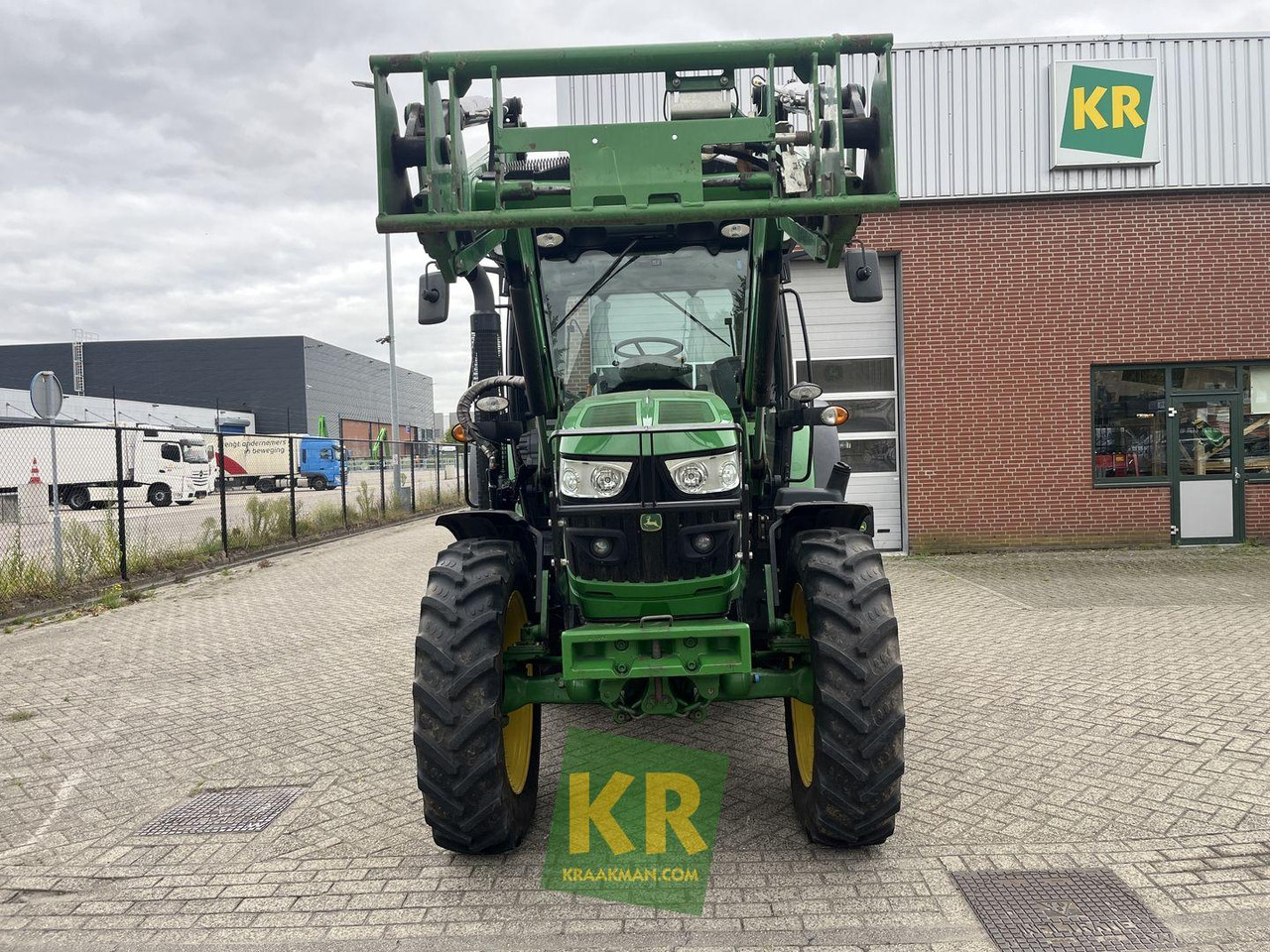 John Deere 6115R - Trator: foto 2 John Deere 6115R - Trator: foto 2