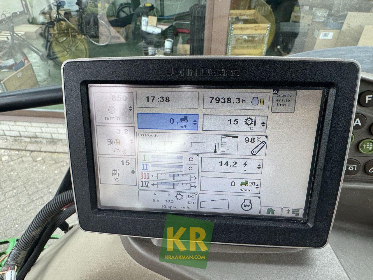 John Deere 6150R - Trator: foto 2 John Deere 6150R - Trator: foto 2