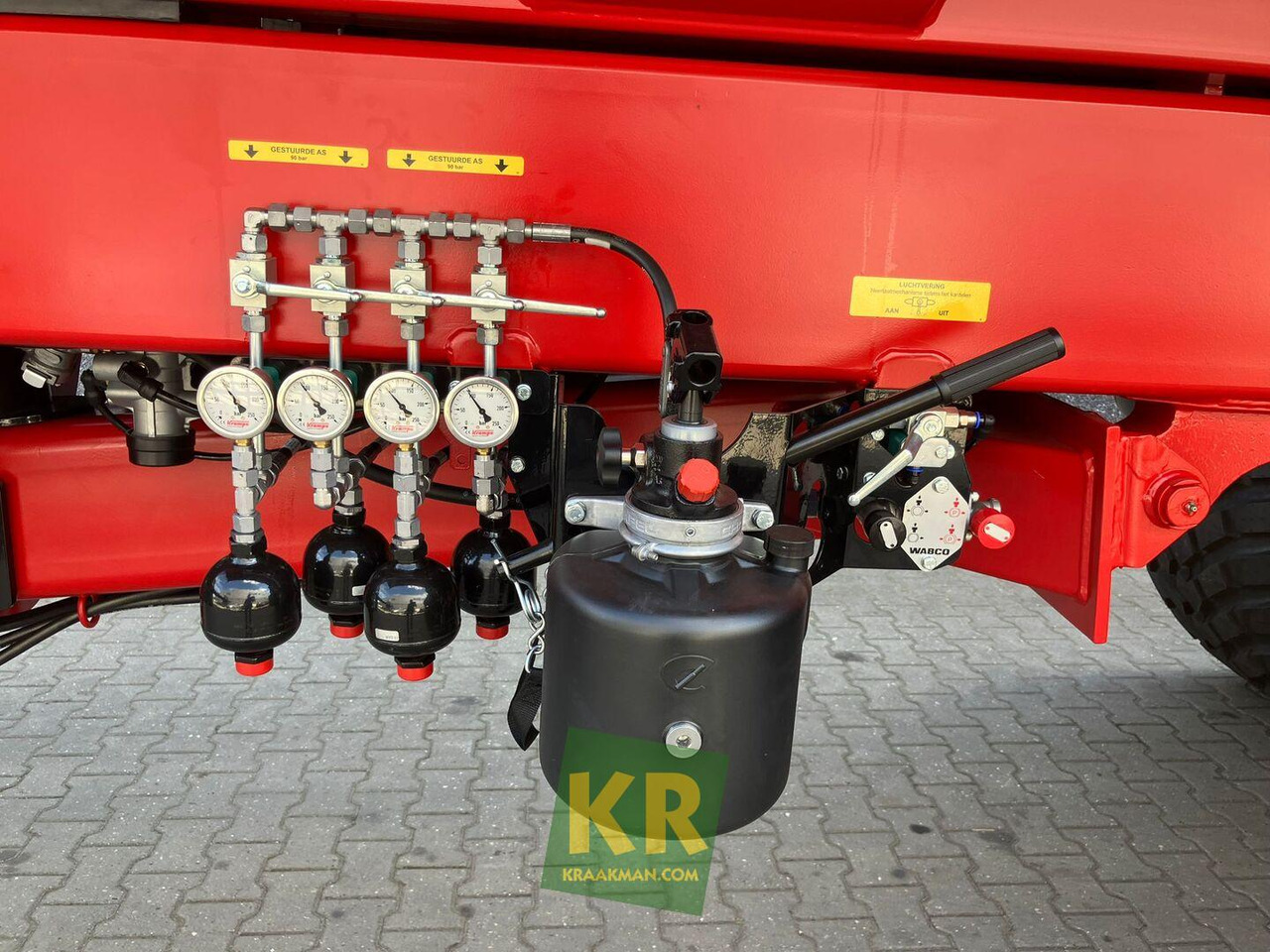 Krampe BIG BODY 900 - Reboque basculante agrícola: foto 4 Krampe BIG BODY 900 - Reboque basculante agrícola: foto 4