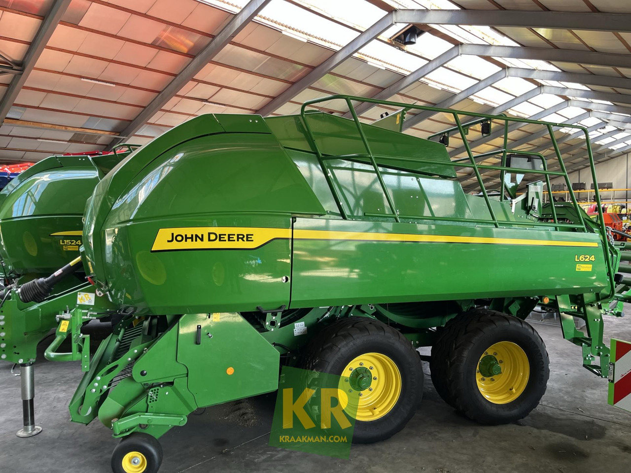 L624 John Deere - Enfardadeira de fardos quadrados: foto 1 L624 John Deere - Enfardadeira de fardos quadrados: foto 1