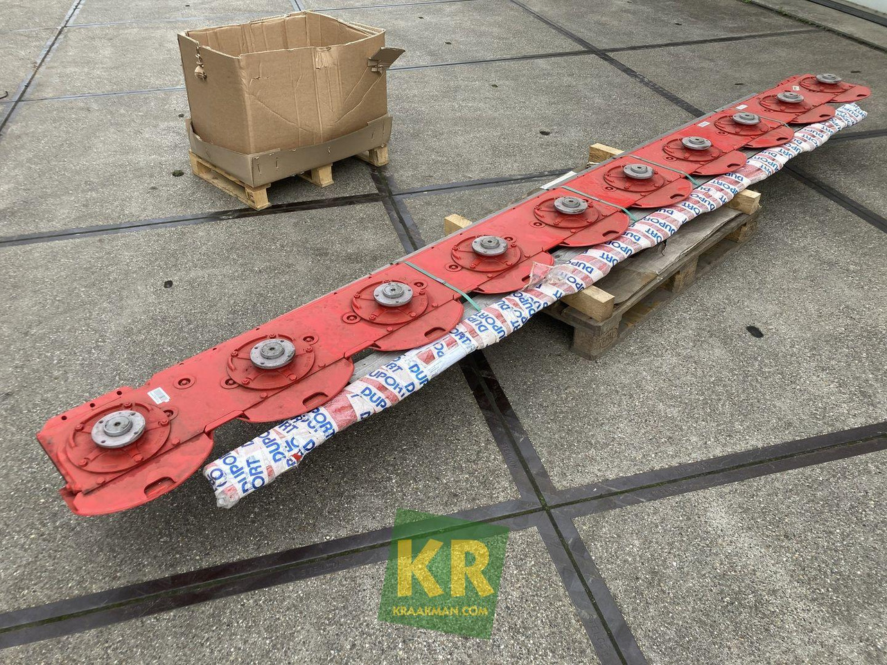 Maaibalk Novacat 442 + S12 Pottinger - Gadanheira: foto 3 Maaibalk Novacat 442 + S12 Pottinger - Gadanheira: foto 3