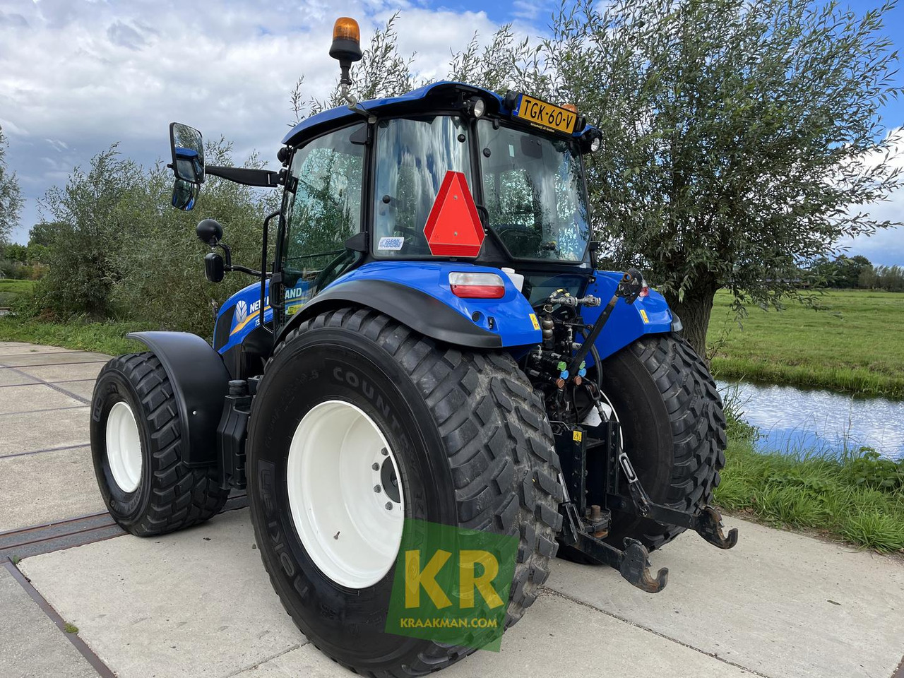 T5.95 New Holland - Trator: foto 3 T5.95 New Holland - Trator: foto 3