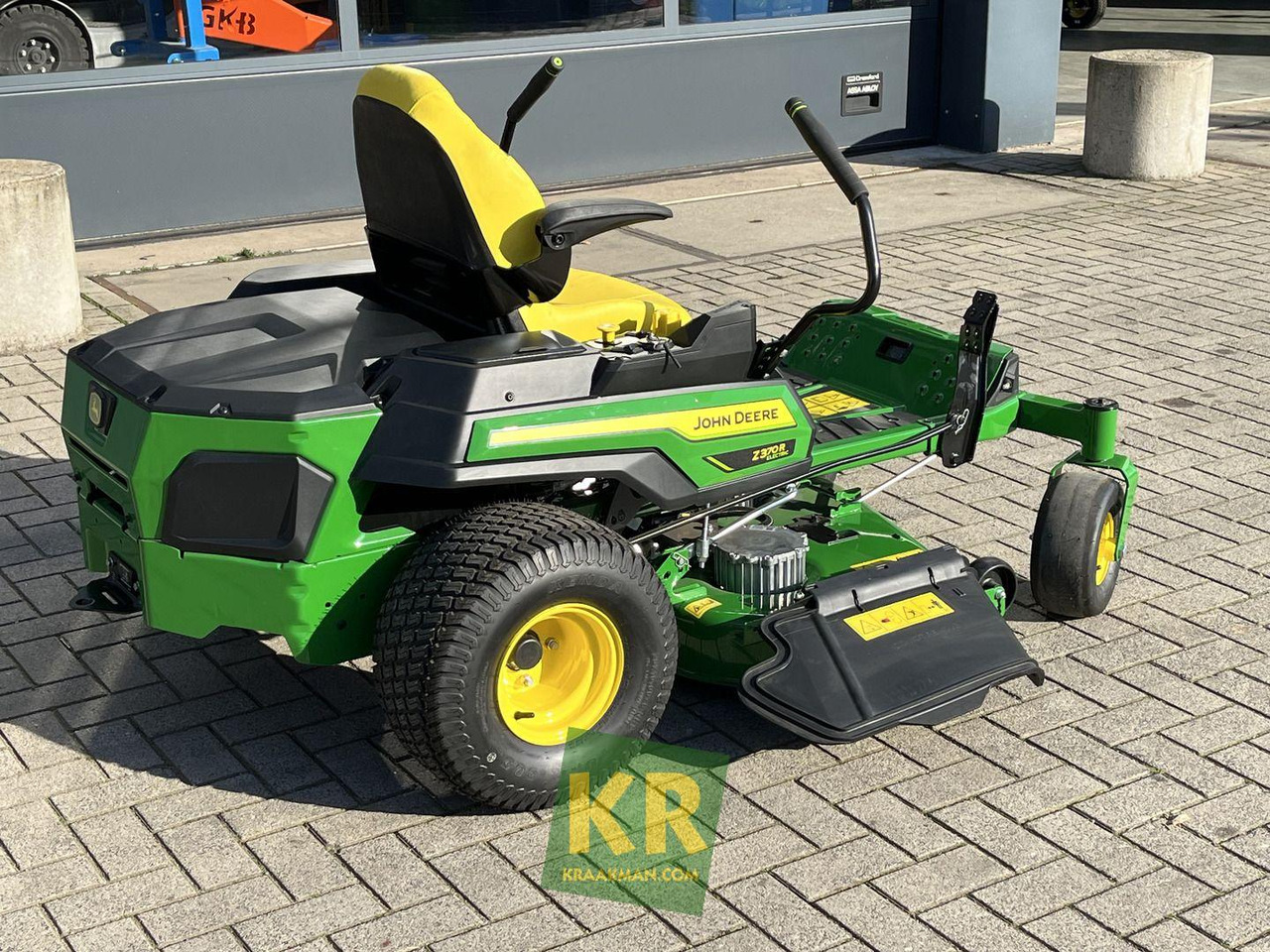 Z370R ELECTRIC John Deere - Cortador de grama: foto 4 Z370R ELECTRIC John Deere - Cortador de grama: foto 4