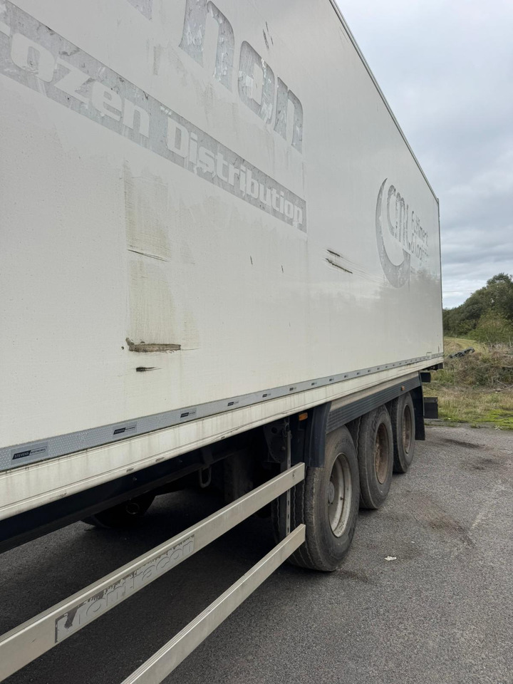 Semi-reboque frigorífico 2009 Schmitz 13.6m Fridge Trailer – CML364: foto 11 Semi-reboque frigorífico 2009 Schmitz 13.6m Fridge Trailer – CML364: foto 11
