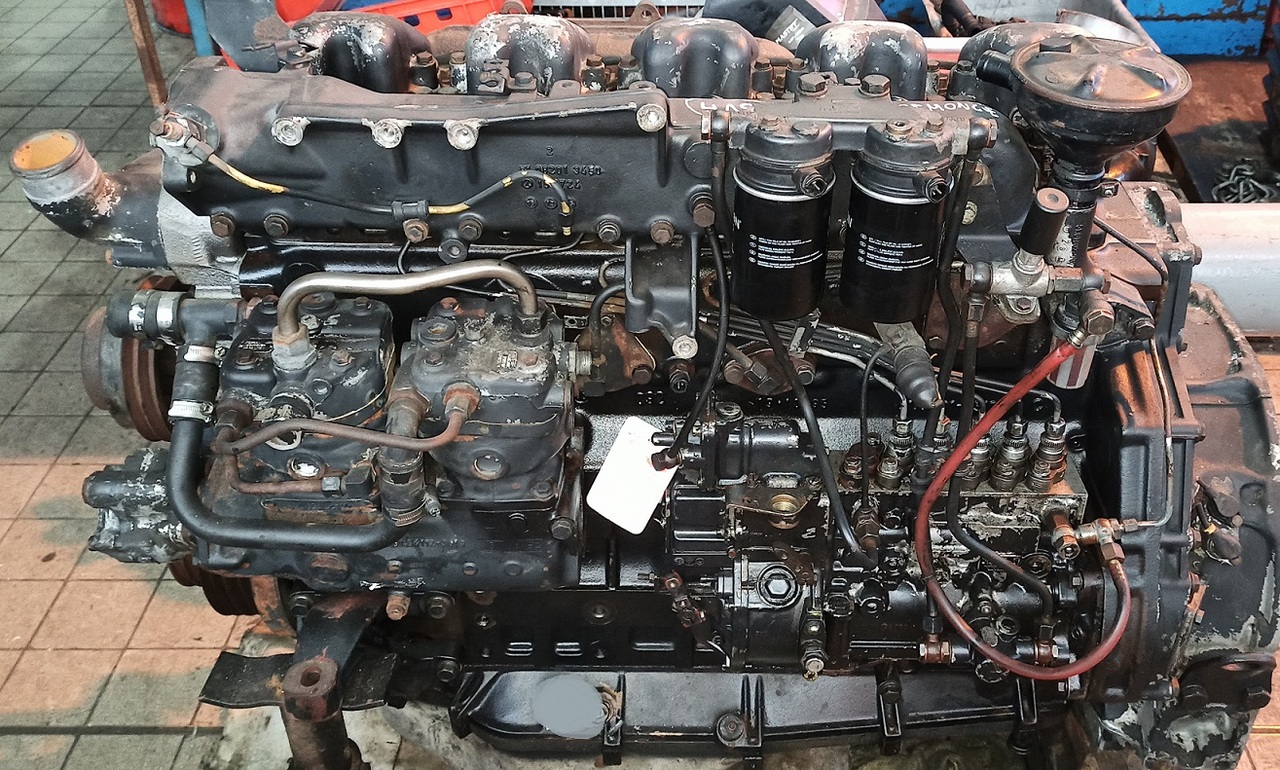 MAN F90 D2865 17.322 18.322 .19.322 24.322 25.322 28.322 - Motor e peças para Camião: foto 2 MAN F90 D2865 17.322 18.322 .19.322 24.322 25.322 28.322 - Motor e peças para Camião: foto 2