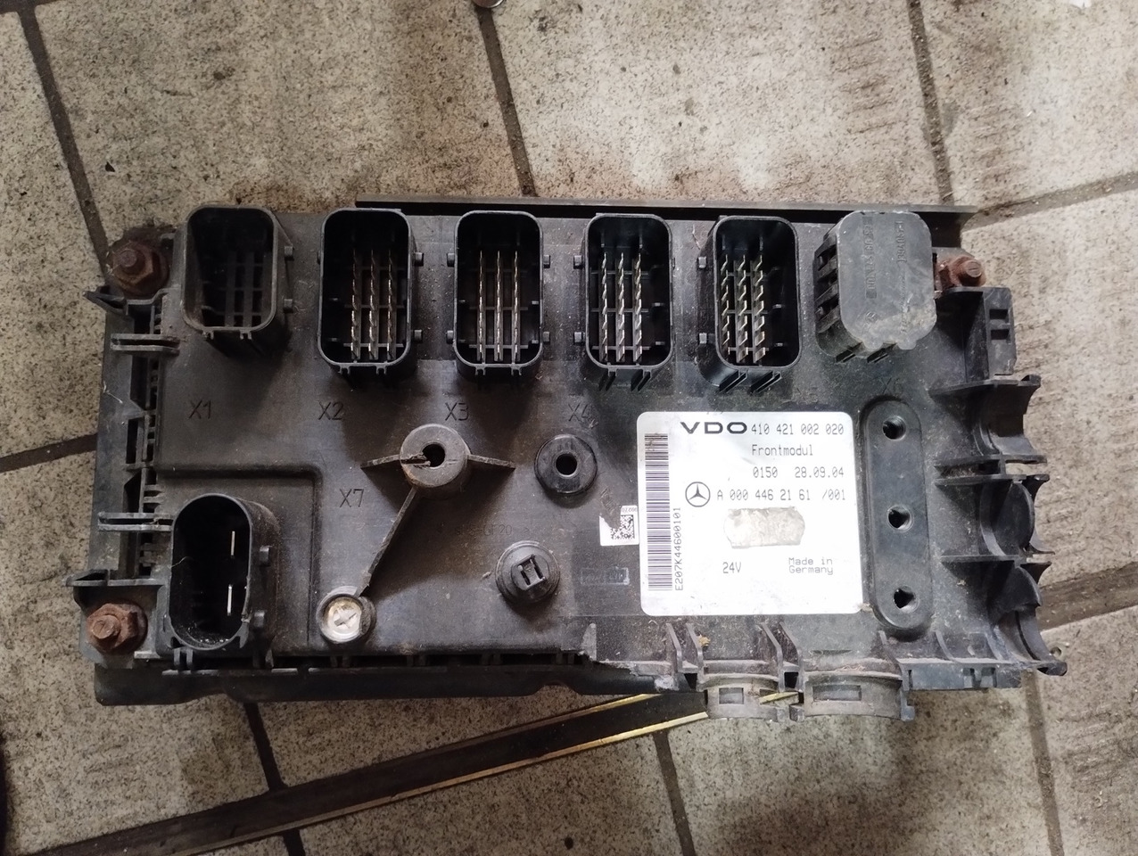 MODUŁ ŚWIATEŁ PRZÓD FRONTMODUL 0004462161 MERCEDES ACTROS MP2 MP3 - Sistema elétrico: foto 1 MODUŁ ŚWIATEŁ PRZÓD FRONTMODUL 0004462161 MERCEDES ACTROS MP2 MP3 - Sistema elétrico: foto 1