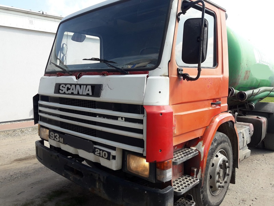SCANIA 93 210 - Camião chassi: foto 1 SCANIA 93 210 - Camião chassi: foto 1