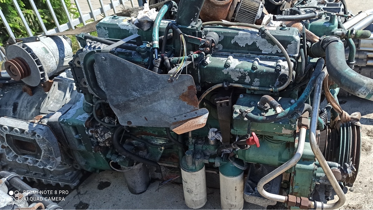 VOLVO FL7 D7 310 D7C310 - Motor e peças para Camião: foto 3 VOLVO FL7 D7 310 D7C310 - Motor e peças para Camião: foto 3