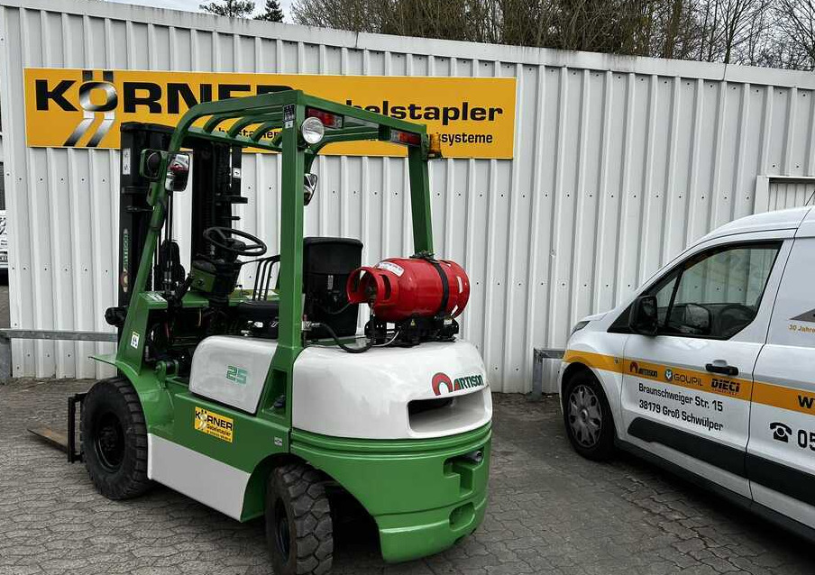 Artison FG25.48 - Empilhador a gás: foto 2 Artison FG25.48 - Empilhador a gás: foto 2