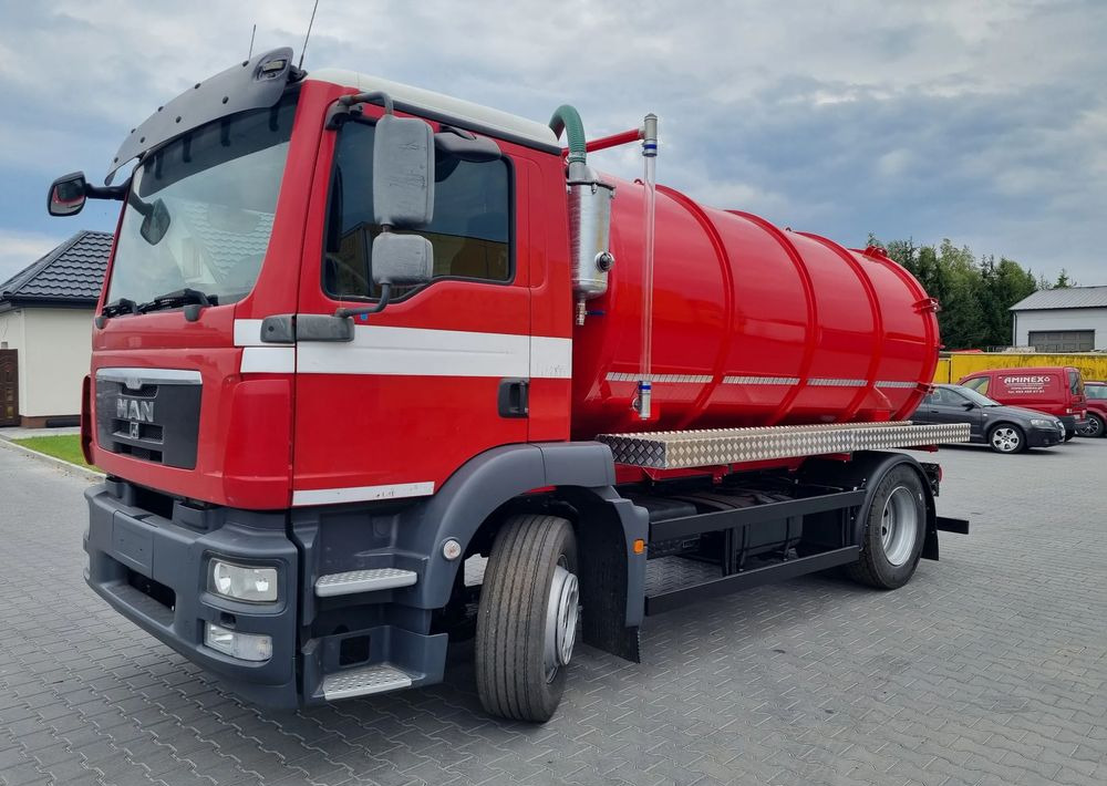 MAN TGM 18 340 - Caminhão de lixo: foto 1 MAN TGM 18 340 - Caminhão de lixo: foto 1