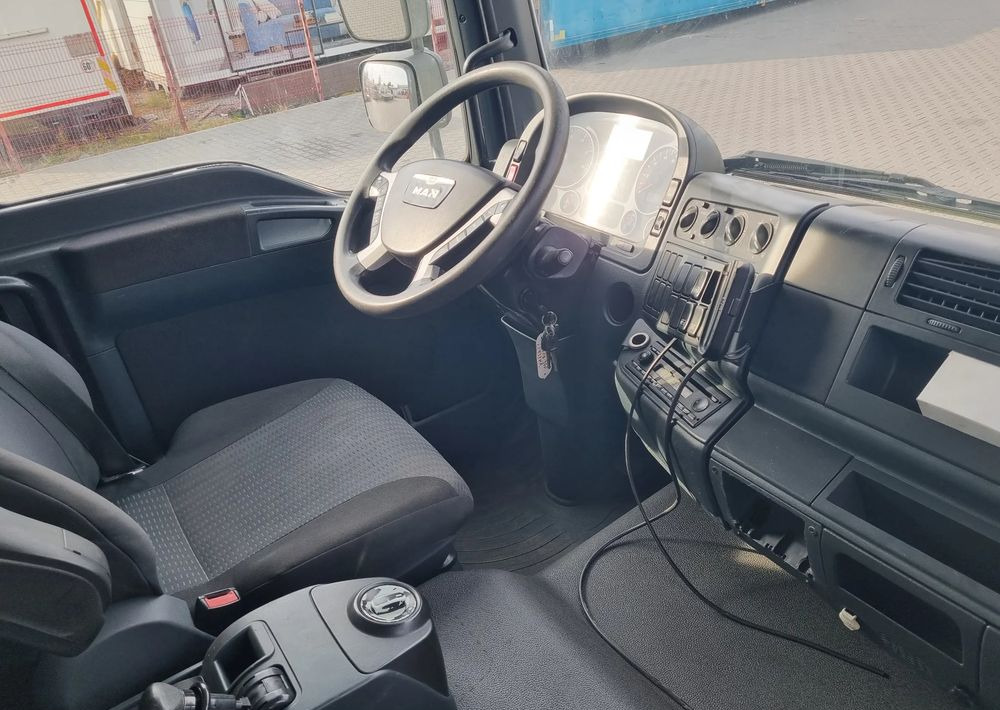 MAN TGM 18 340 - Caminhão de lixo: foto 5 MAN TGM 18 340 - Caminhão de lixo: foto 5