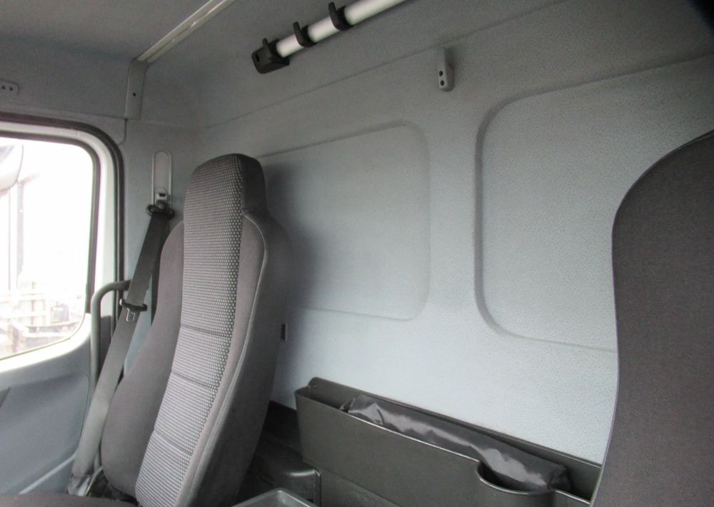 Mercedes-Benz Atego 1224 - Camião chassi: foto 5 Mercedes-Benz Atego 1224 - Camião chassi: foto 5