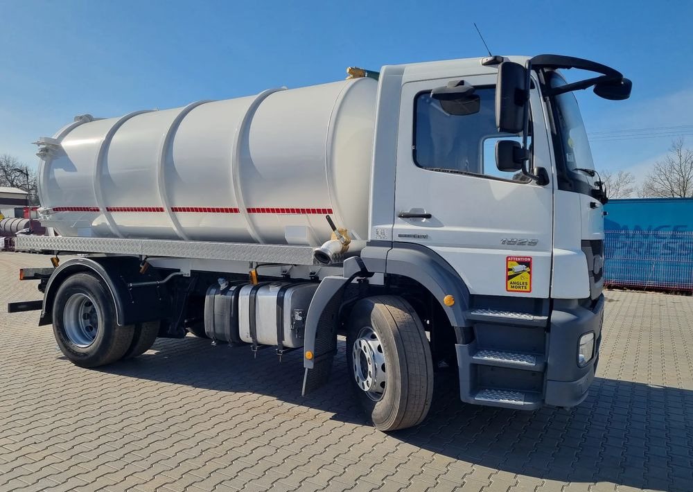 Mercedes-Benz Axor 1829 - Caminhão de lixo: foto 2 Mercedes-Benz Axor 1829 - Caminhão de lixo: foto 2